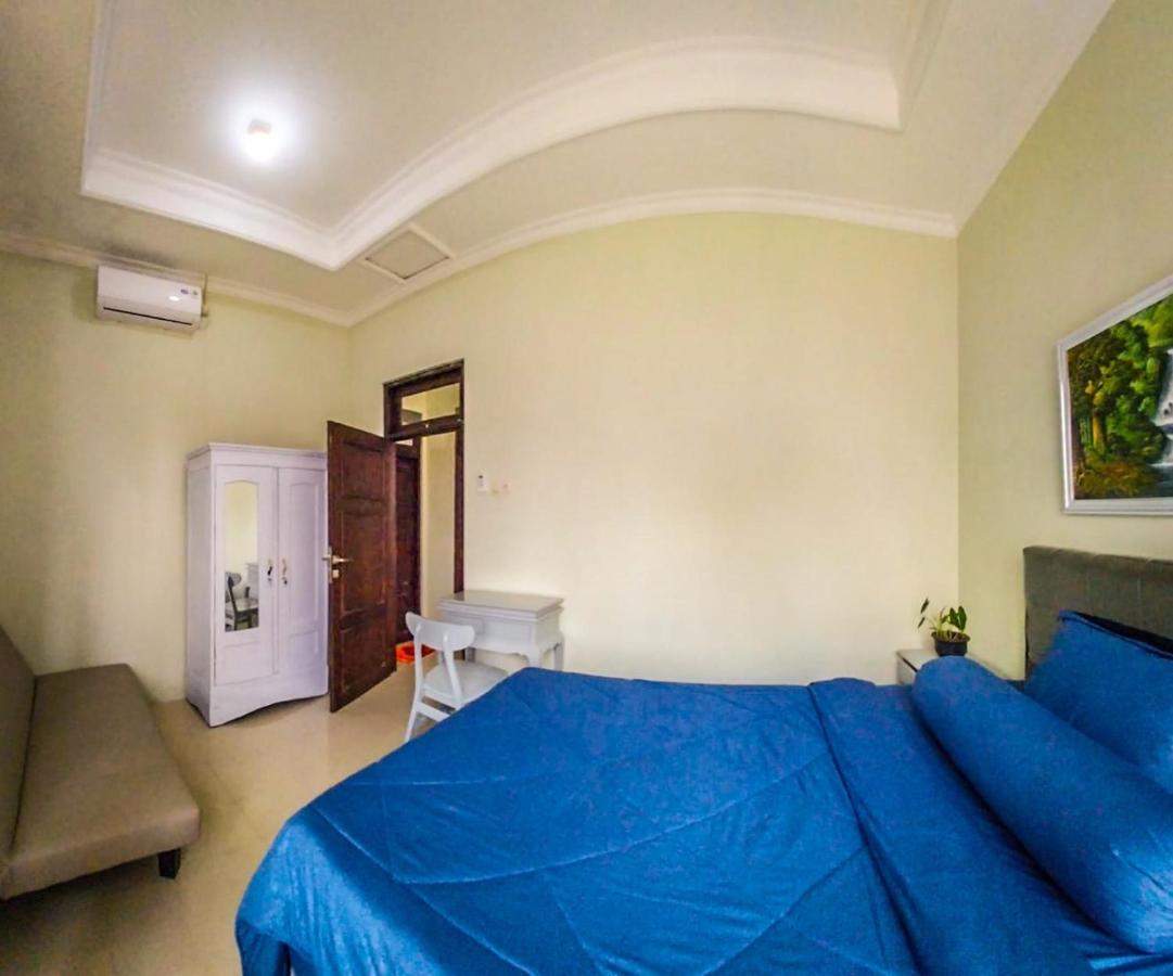 Gated 3Br Residence - 10 Mins From Malioboro Γιογκιακάρτα Εξωτερικό φωτογραφία