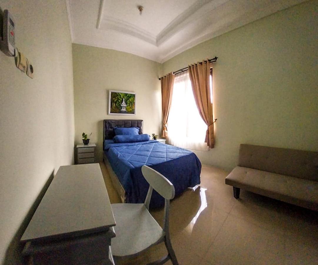 Gated 3Br Residence - 10 Mins From Malioboro Γιογκιακάρτα Εξωτερικό φωτογραφία